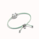 Pulsera de hilo verde azulado con perla shell fornitura ba&ntilde;ada en plata de ley